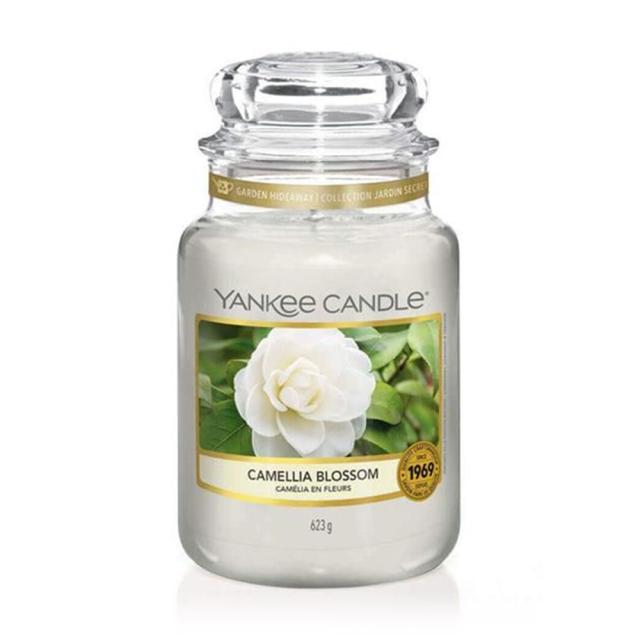 foto ароматична свічка в банці yankee candle camellia blossom, 623 г
