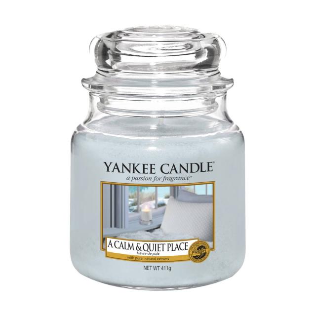 foto ароматична свічка в банці yankee candle a calm & quiet place спокійне місце, 411 г